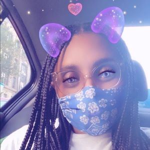 Meet your Posher, Anesha